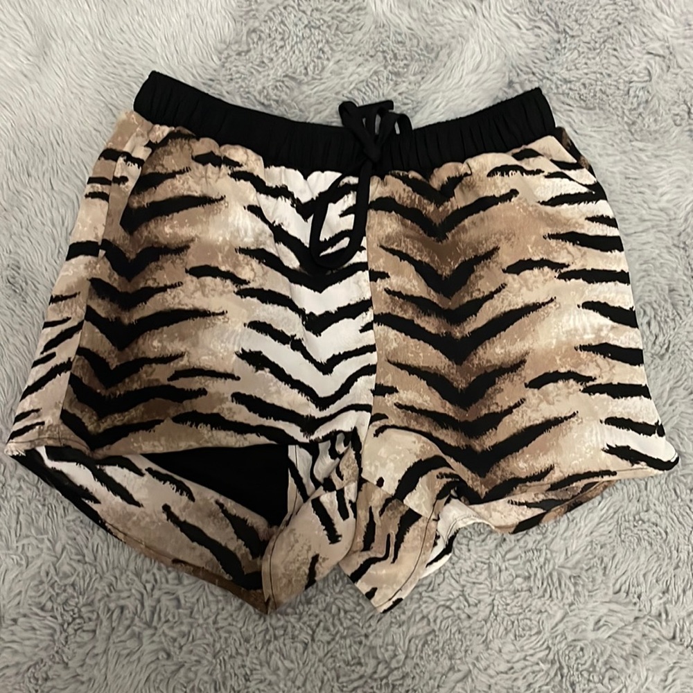 FOREVER 21 Tiger Striped Shorts, Size XS can dress up or down, quality material